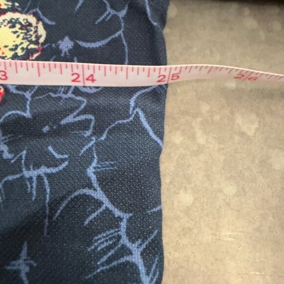 Tommy Bahama Navy Floral Button-Down Shirt – Cotton/Silk Blend – Size XL - Picture 14 of 14